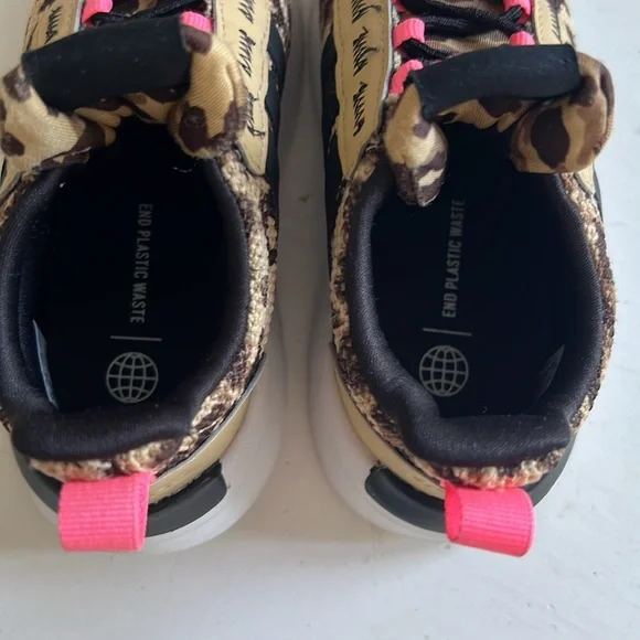 Adidas sneakers - Picture 4 of 6